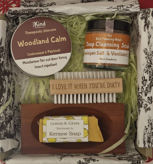 For Him Cleansing Gift Box